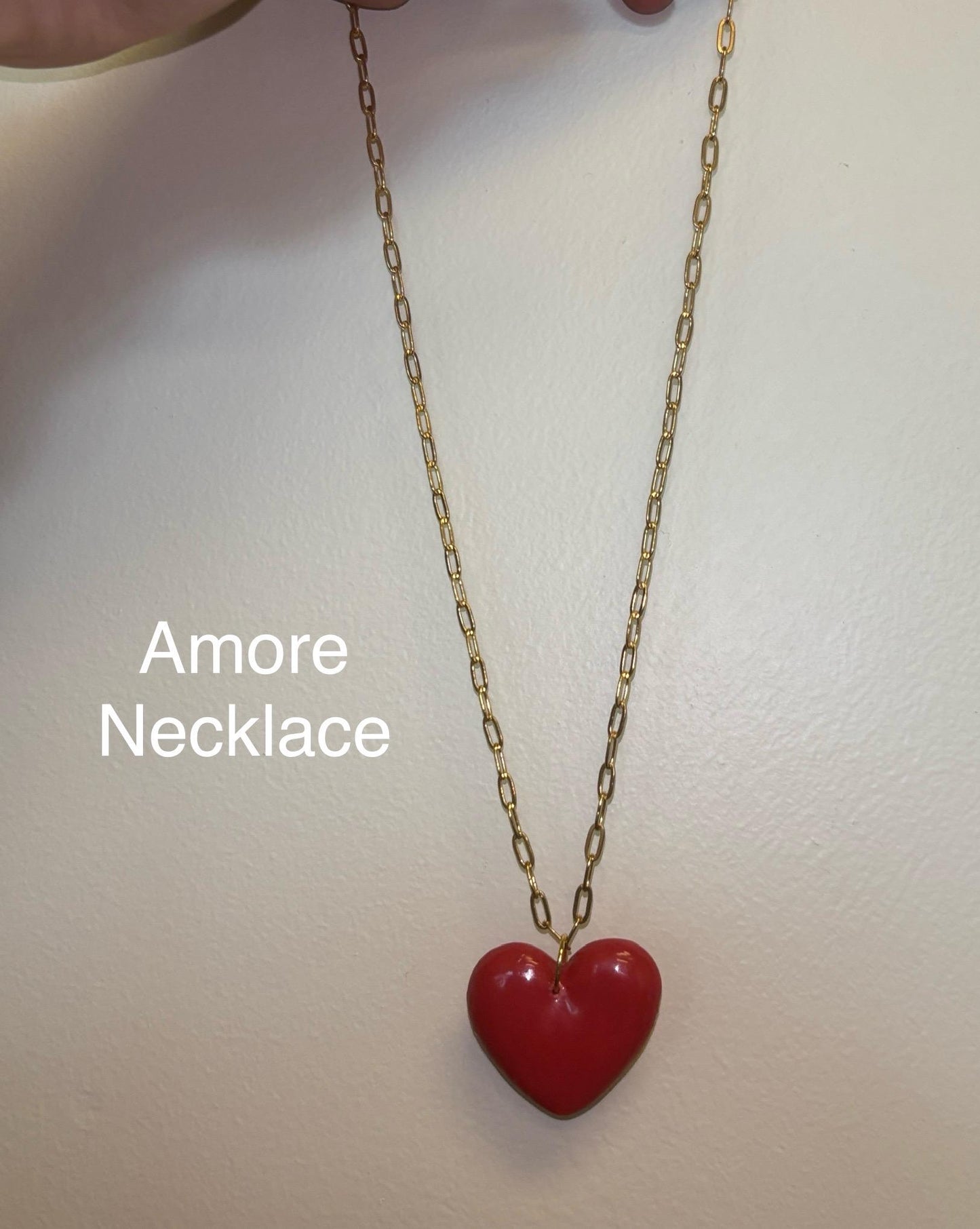 Amore necklace (heart necklace)