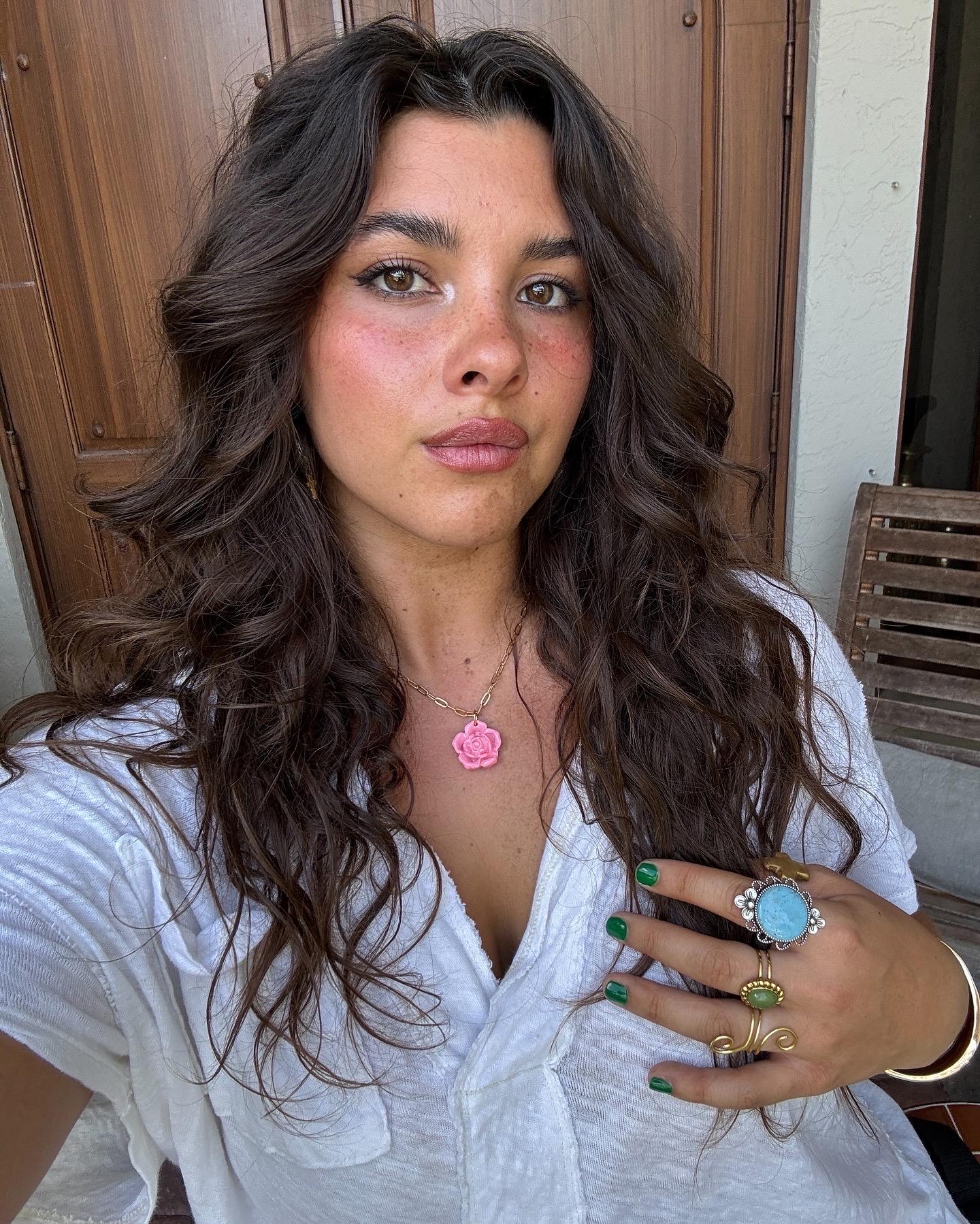 Rosa Necklace