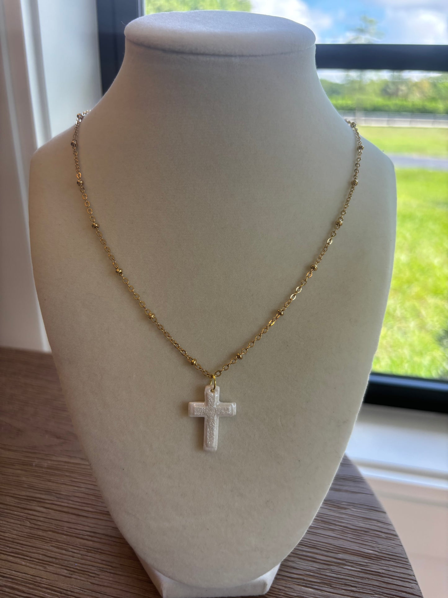 Mini cross necklace