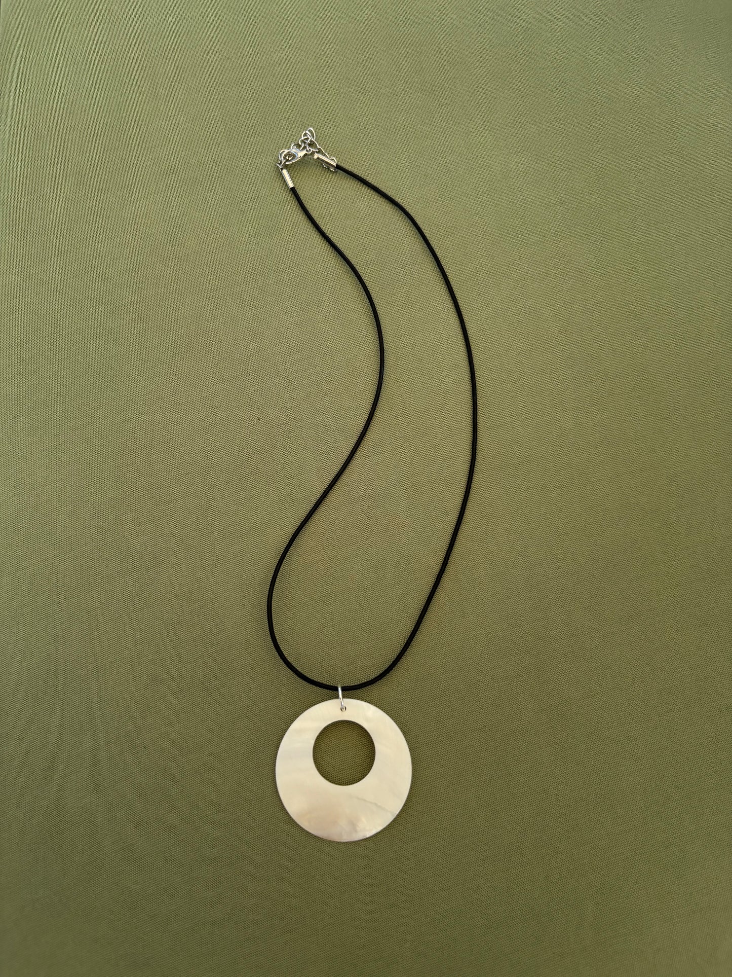 Bay Necklace