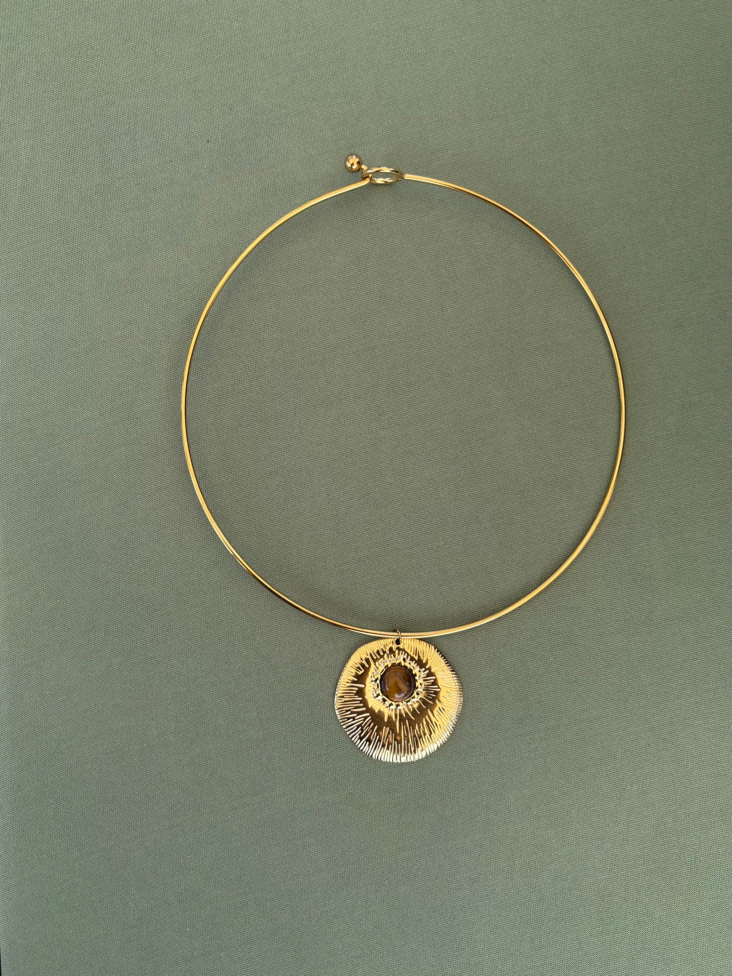Briar Necklace