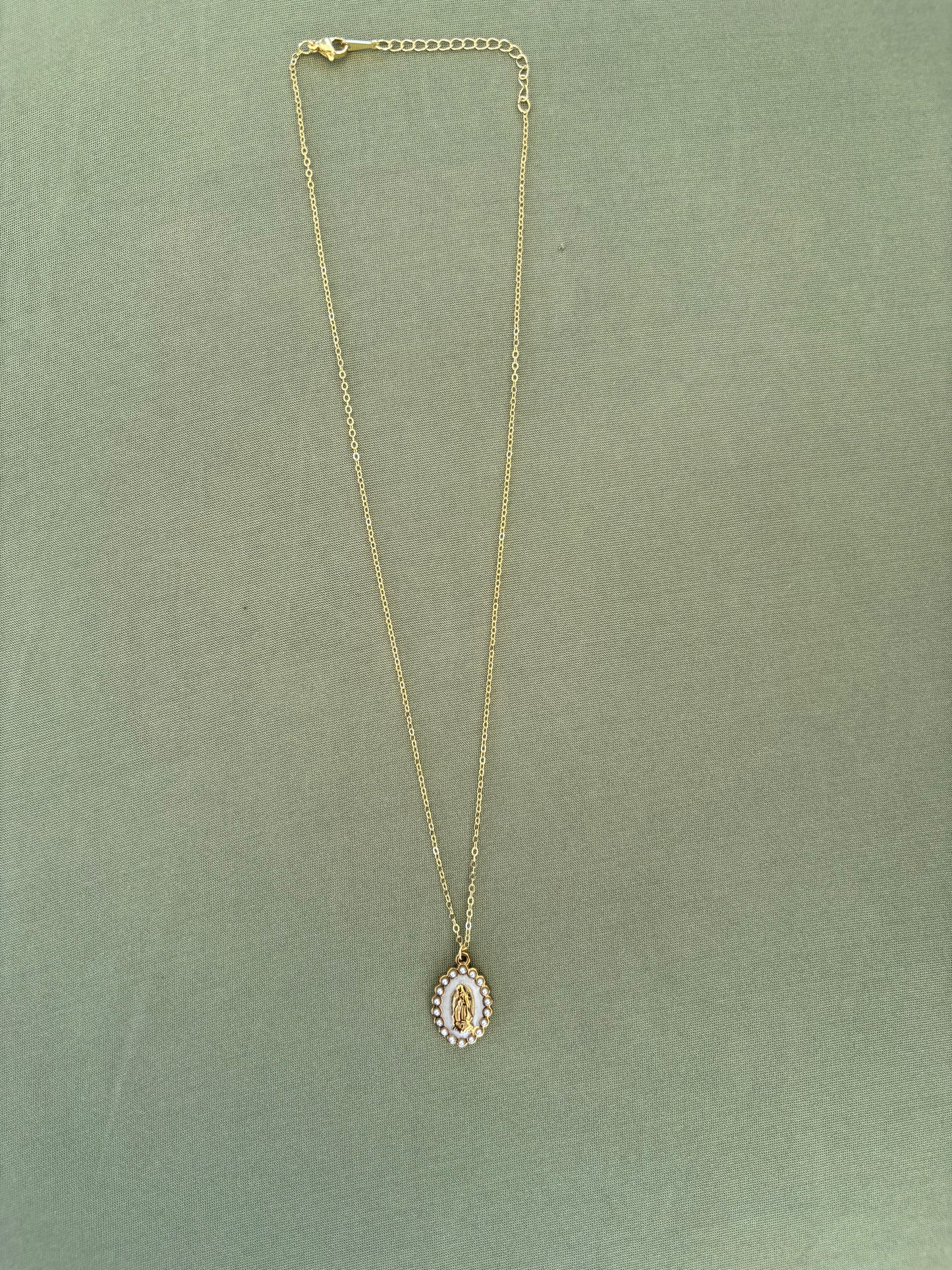 Bordeaux Necklace